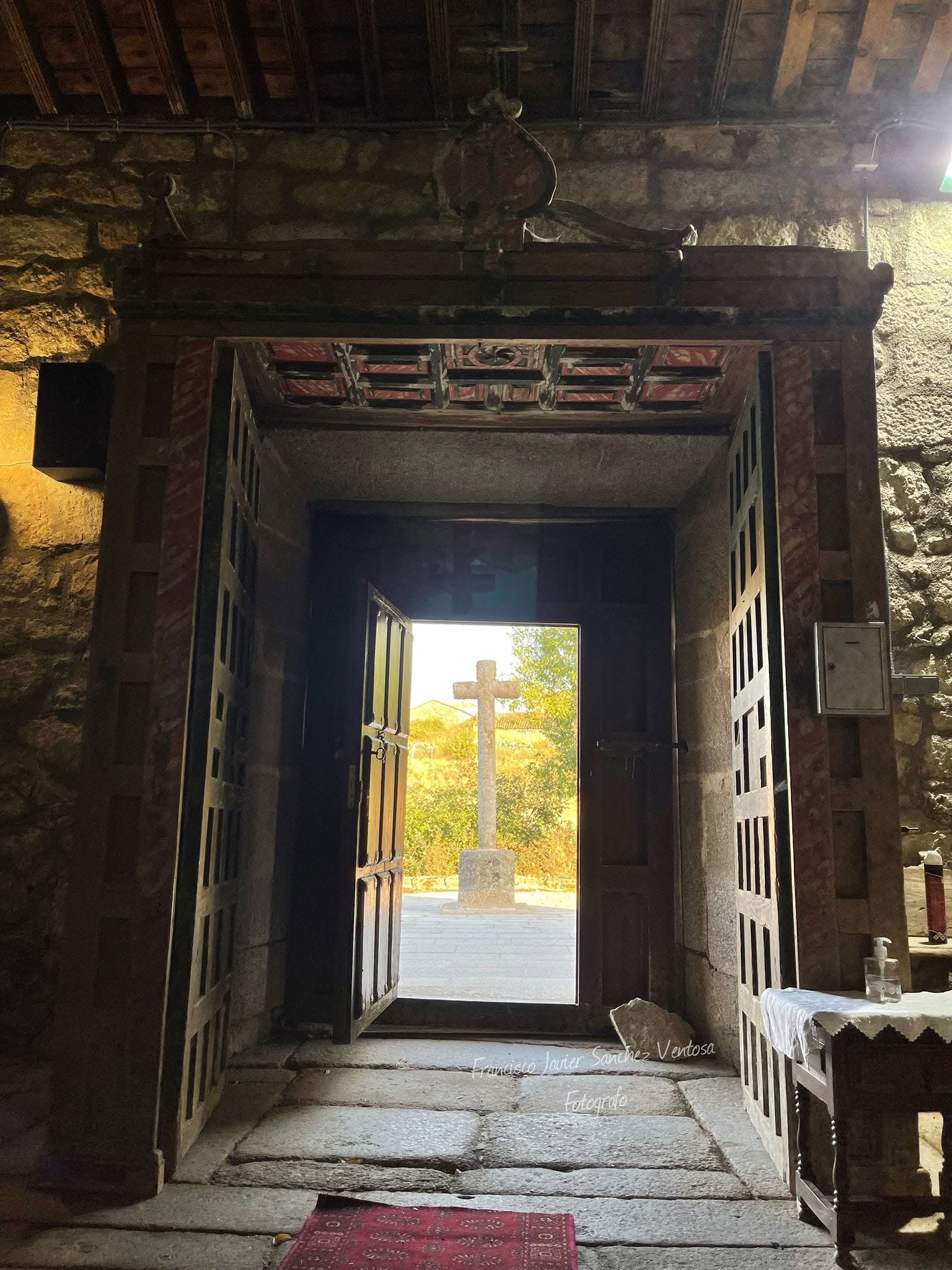 Iglesia de San Miguel Arcángel en Manjabálago, Sierra de Ávila